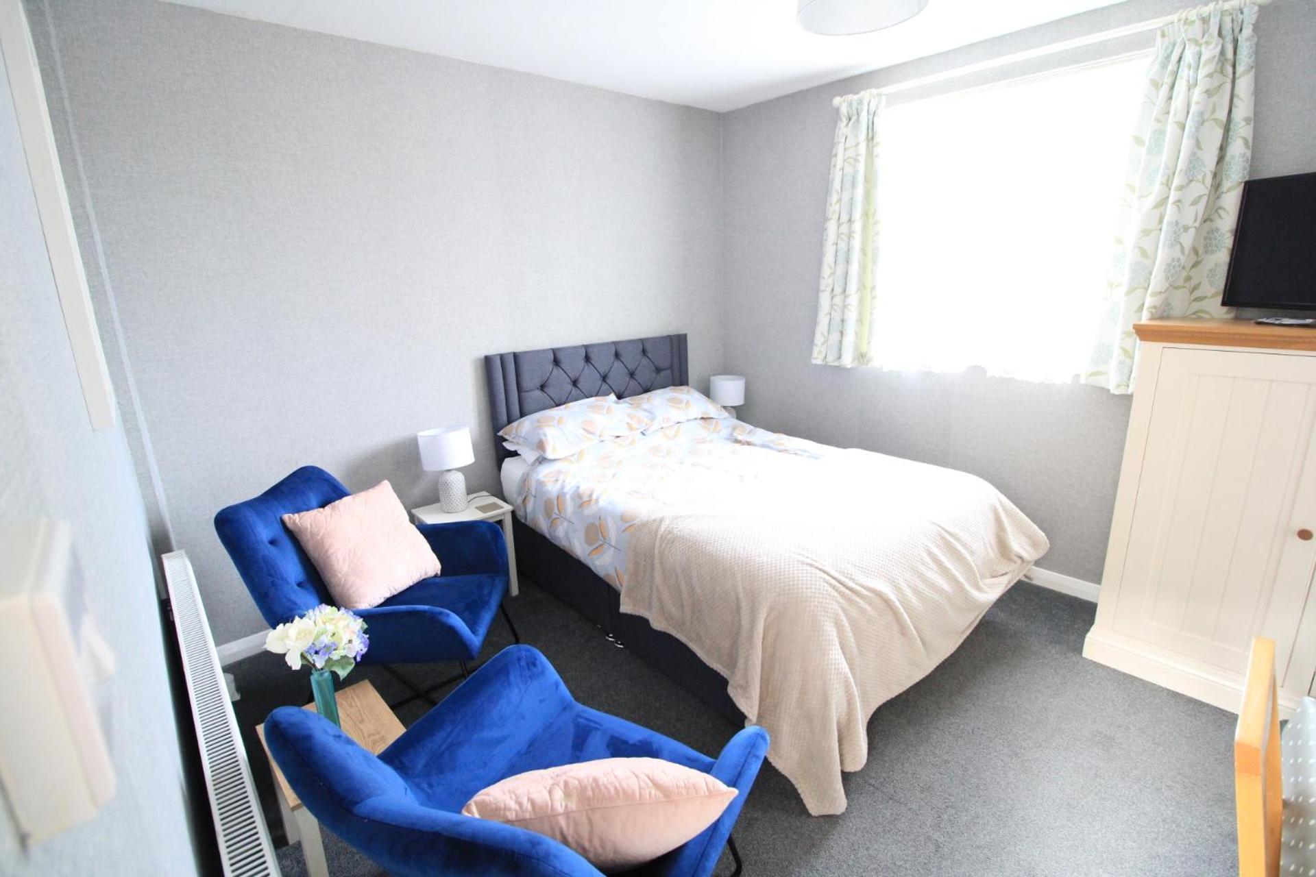 Chelston Dene Holiday Apartments Torquay Room photo
